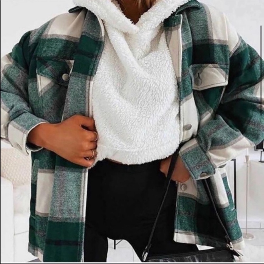ZARA Blogger Favorite Plaid Shacket - Picture 1 of 8